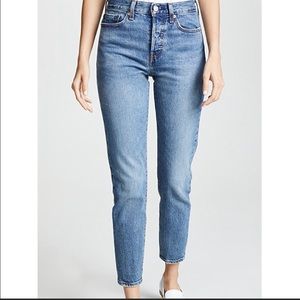COPY - NWOT ⭐️ Levi’s Wedgie Icon Jeans - These D…